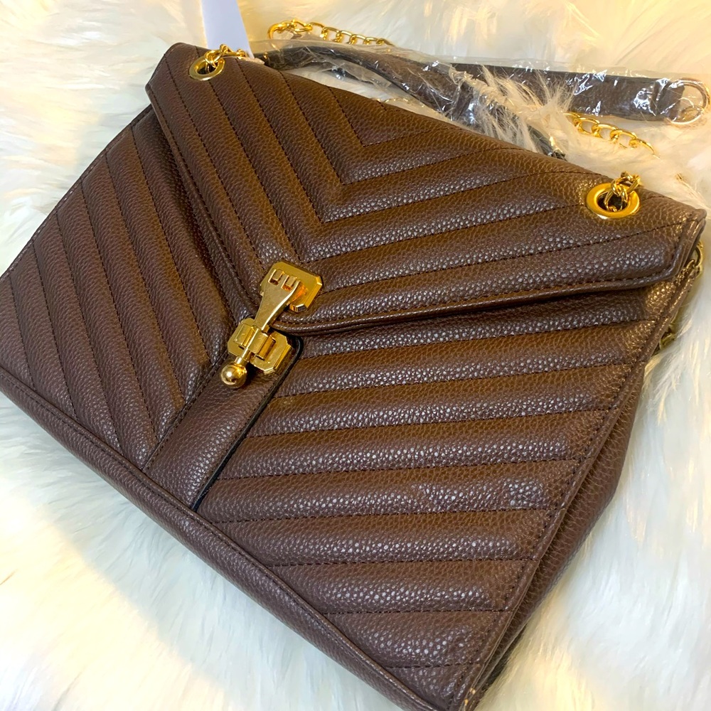 Brown purse with straps! 👜